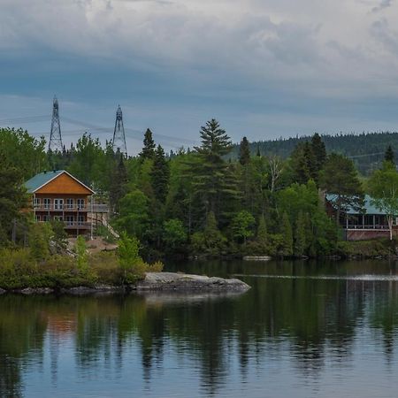 Auberge La Taniere Tadoussac Exterior photo