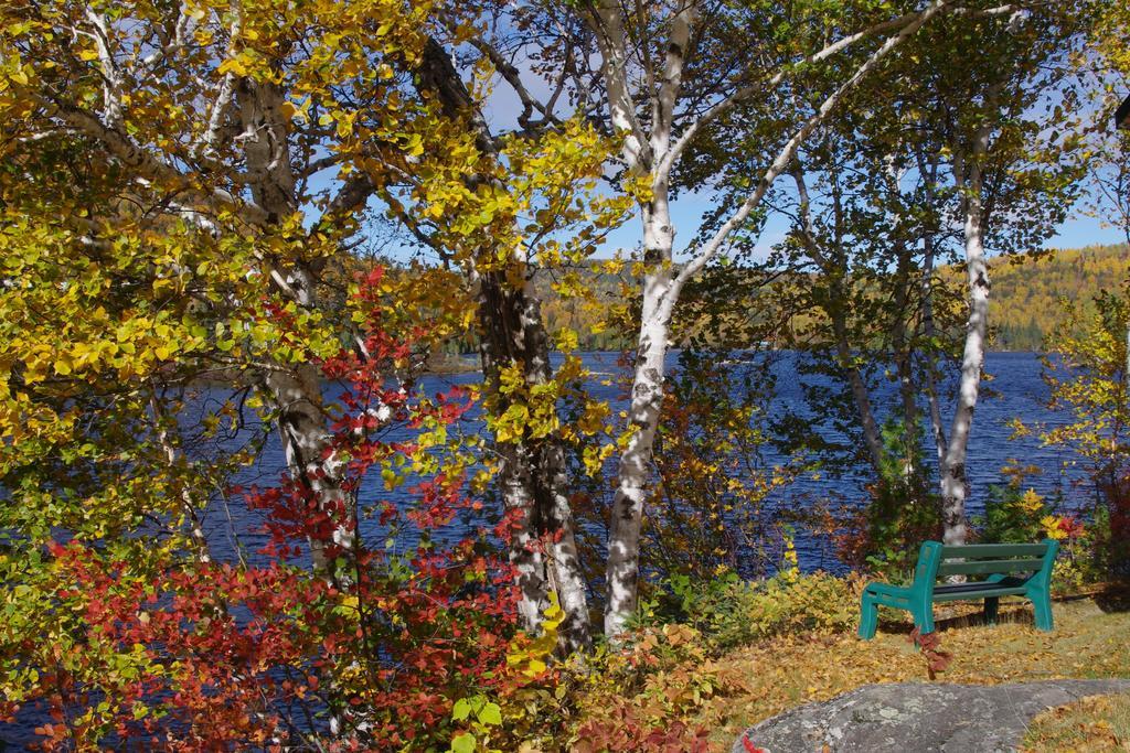 Auberge La Taniere Tadoussac Exterior photo