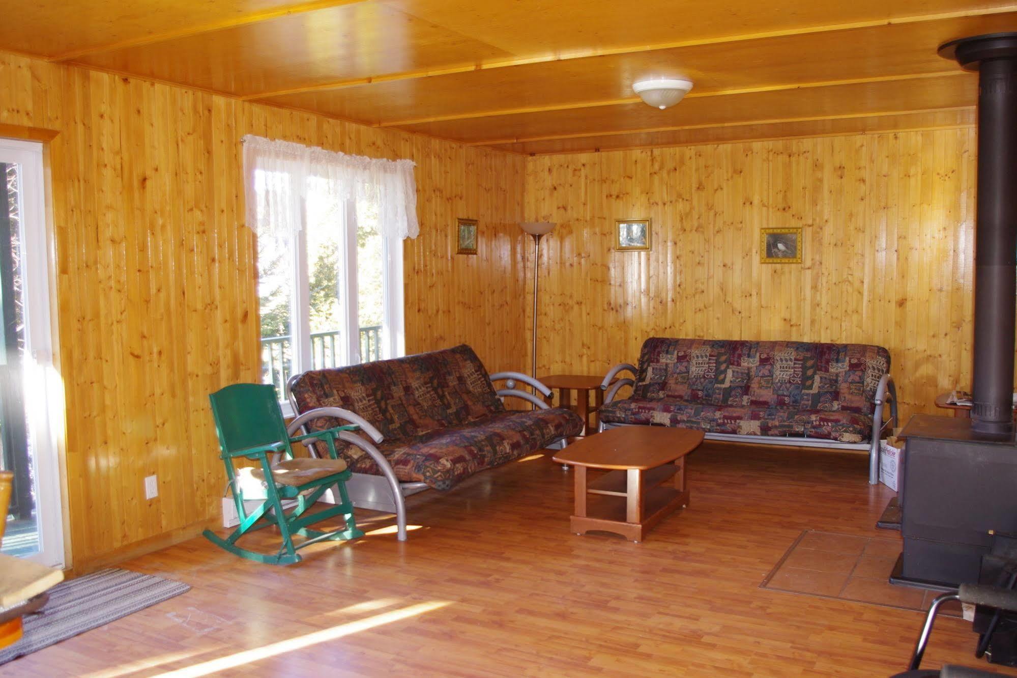 Auberge La Taniere Tadoussac Exterior photo